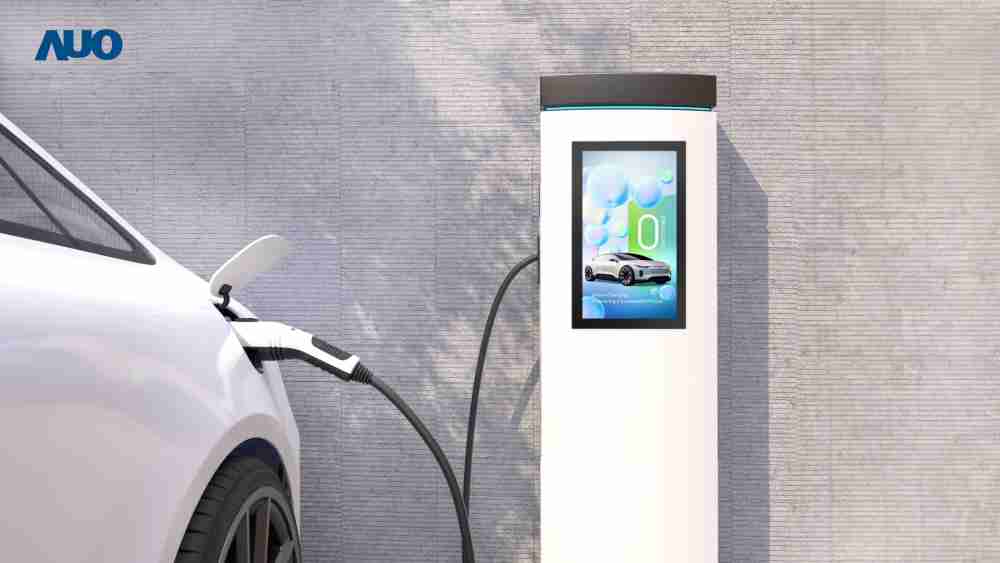 友達〝EVSE車用充電樁解決方案〞專為電動汽車充電樁設計，，，具有高亮度、、、克服戶外艱難環境的耐溫、、、、耐紫外線等特性，，，，並搭載散熱性及擴充性強的高效能工業電腦，，，，可實現人機互動訴求，，如資訊顯示、、支付等應用