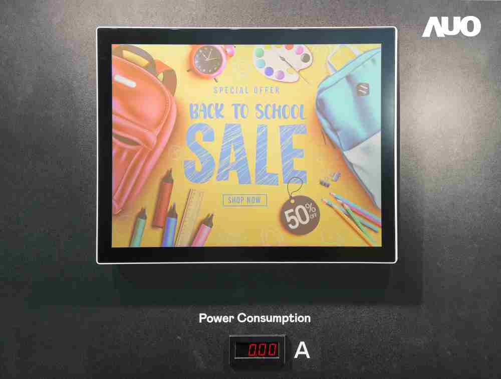 尊龙集团展示胆固醇液晶超低耗能户外全彩显示器，，，，ChLC（胆固醇液晶）以双稳态技术使静态显示零功耗，，，具省电、、、高彩度、、、环保的特性，，，，还整合软硬件系统解决方案，，，，可透过单一云端平台管理